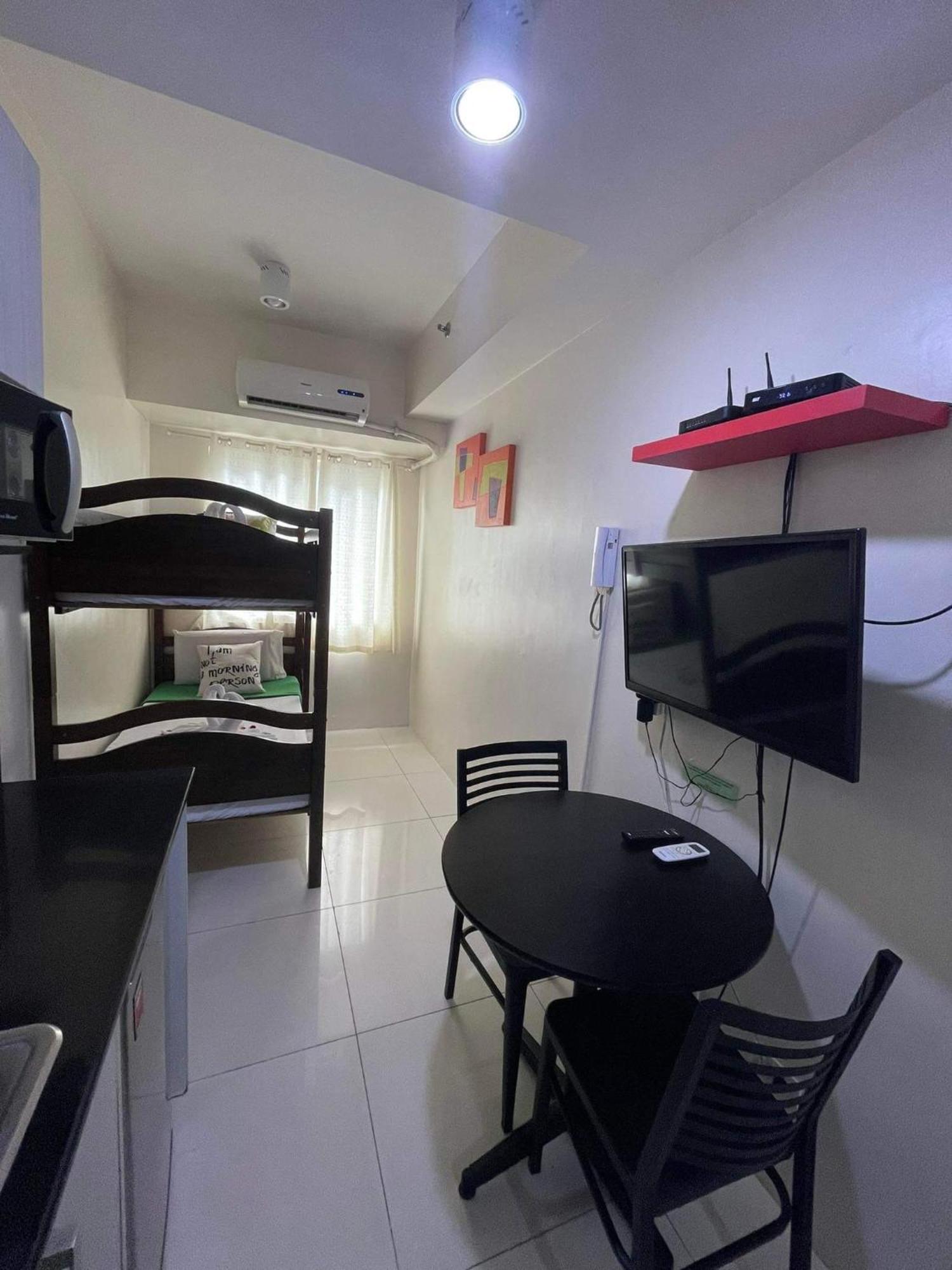 Green Residences Staycation By Pbyy Manila Exterior foto